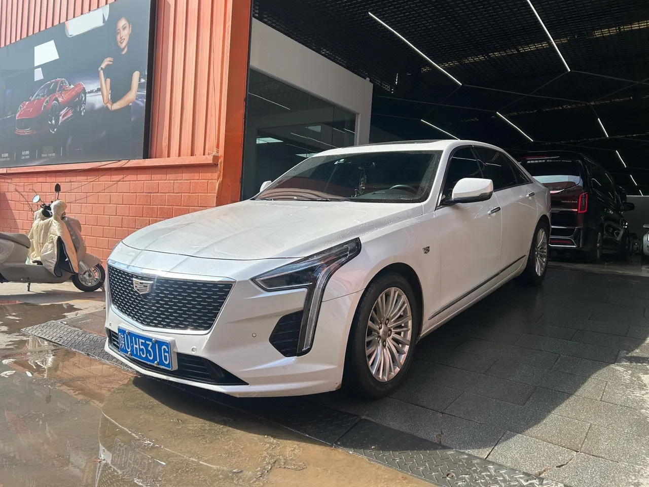 Cadillac 2022 CT6 2.0T 28T luxury automatic gear - View 1