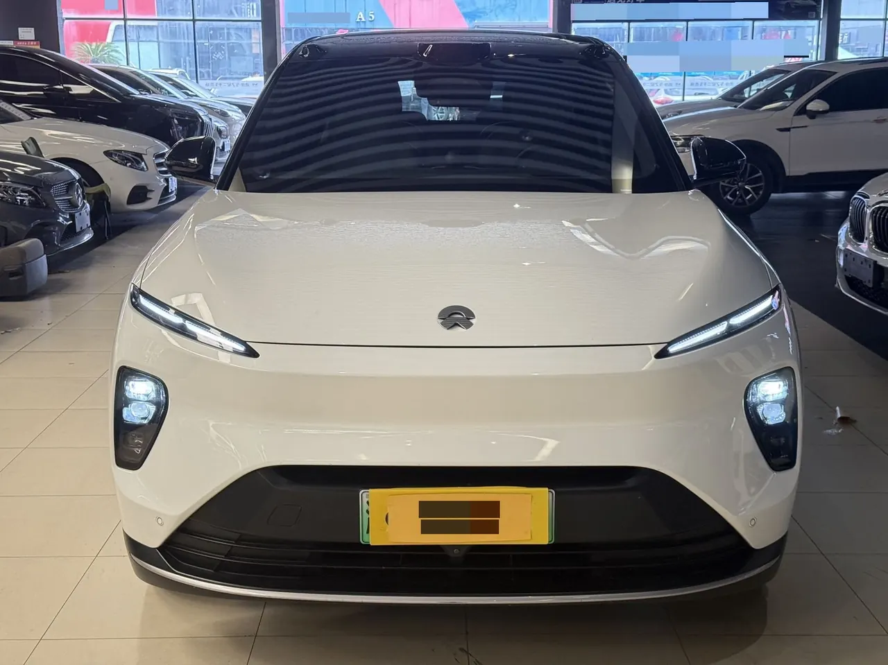 NIO 2023 ES8 75kWh Executive Edition Automatic Gear 2
