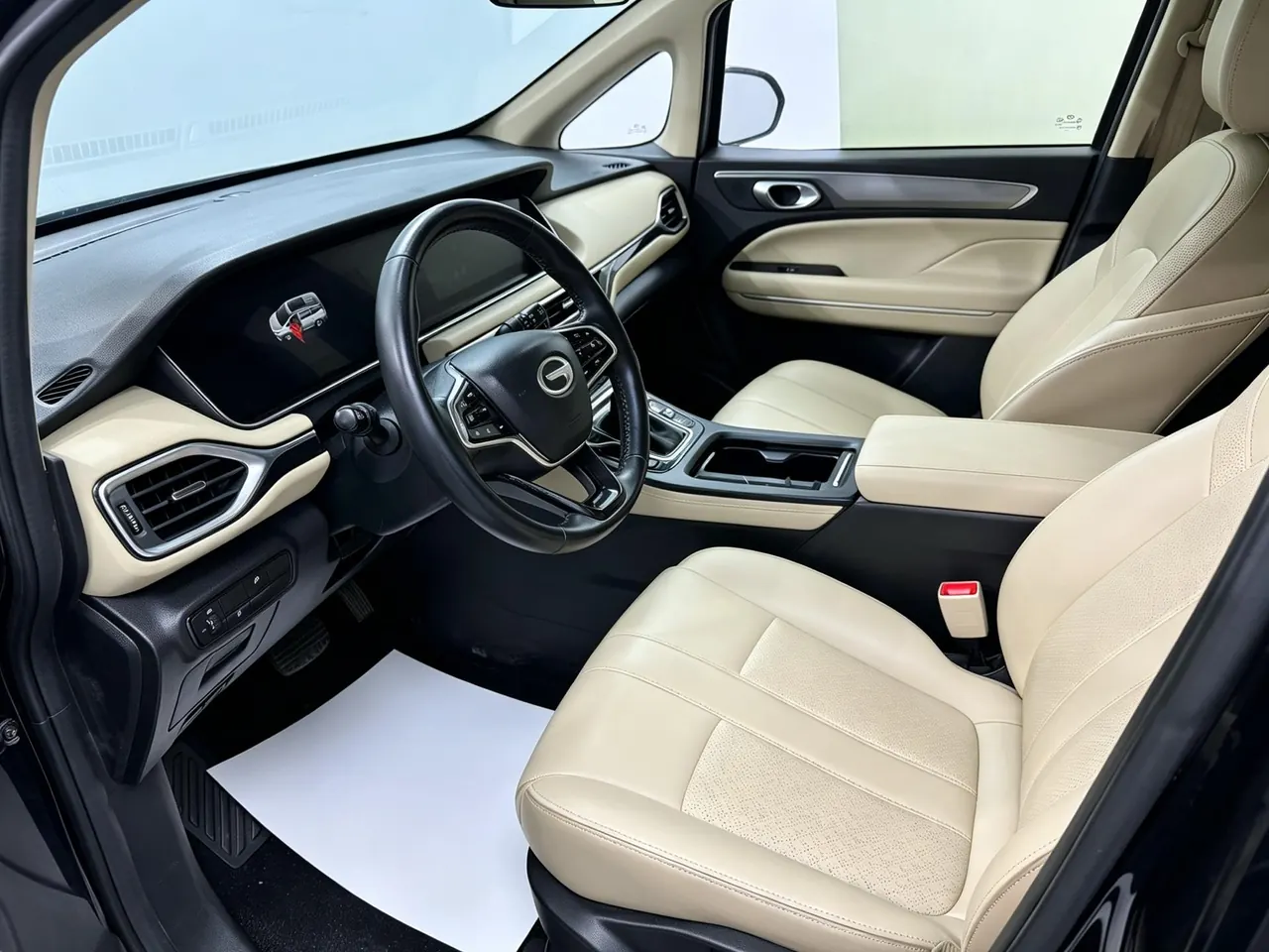 Chuanqi 2021 M6 1.5T 270T Deluxe Edition 7-seat Automatic Gear 3