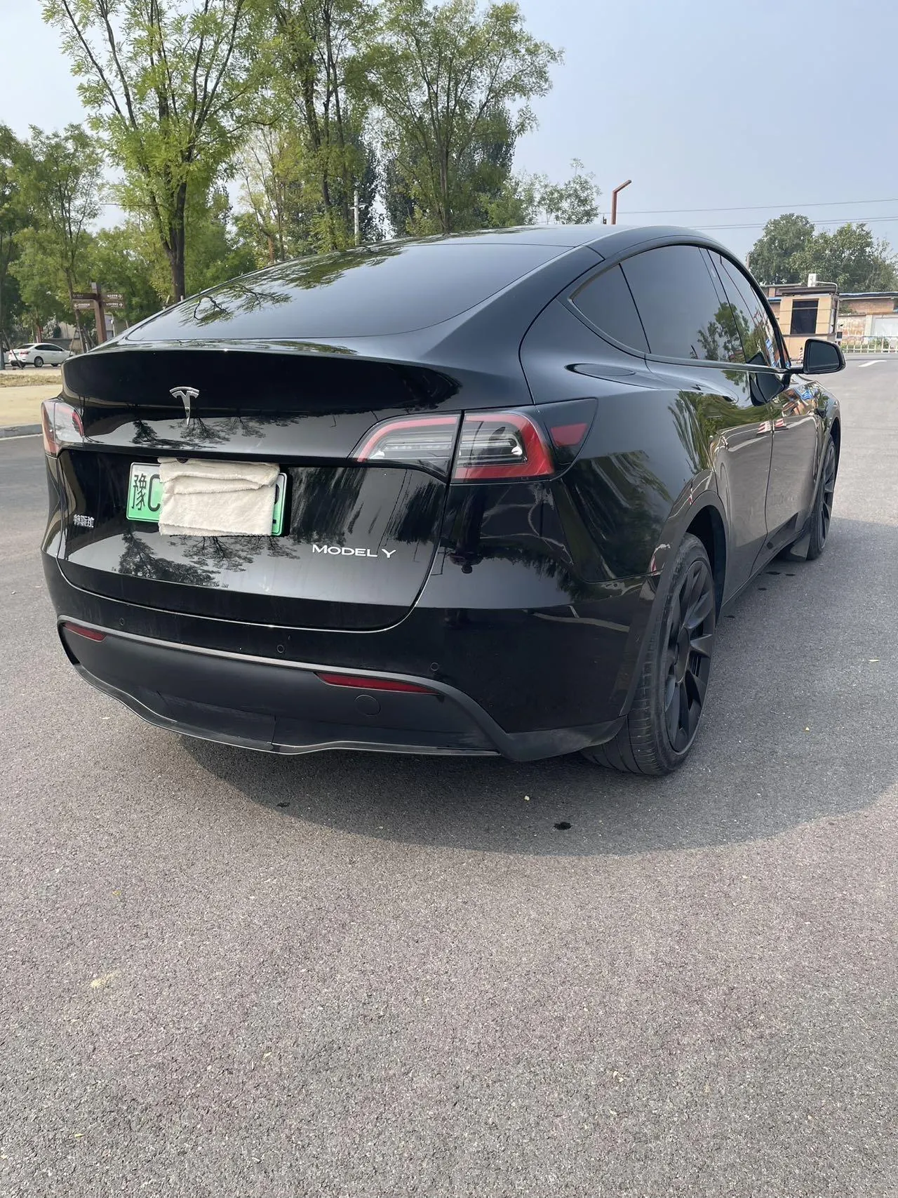 Tesla 2022 Model Y rear-wheel drive version (facelift) automatic gear 3