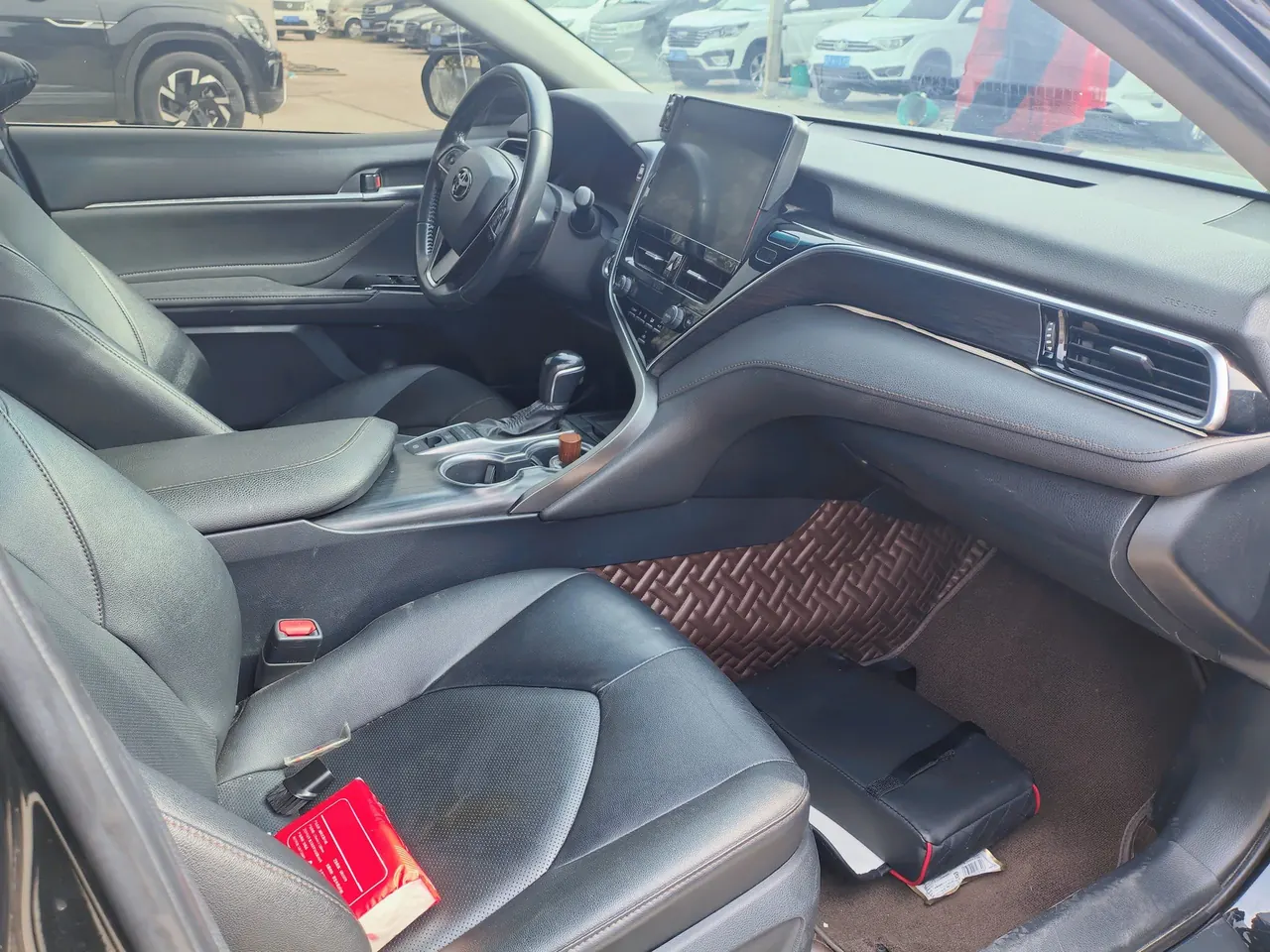 Toyota 2021 Camry 2.5G Deluxe Edition Automatic Gear 6