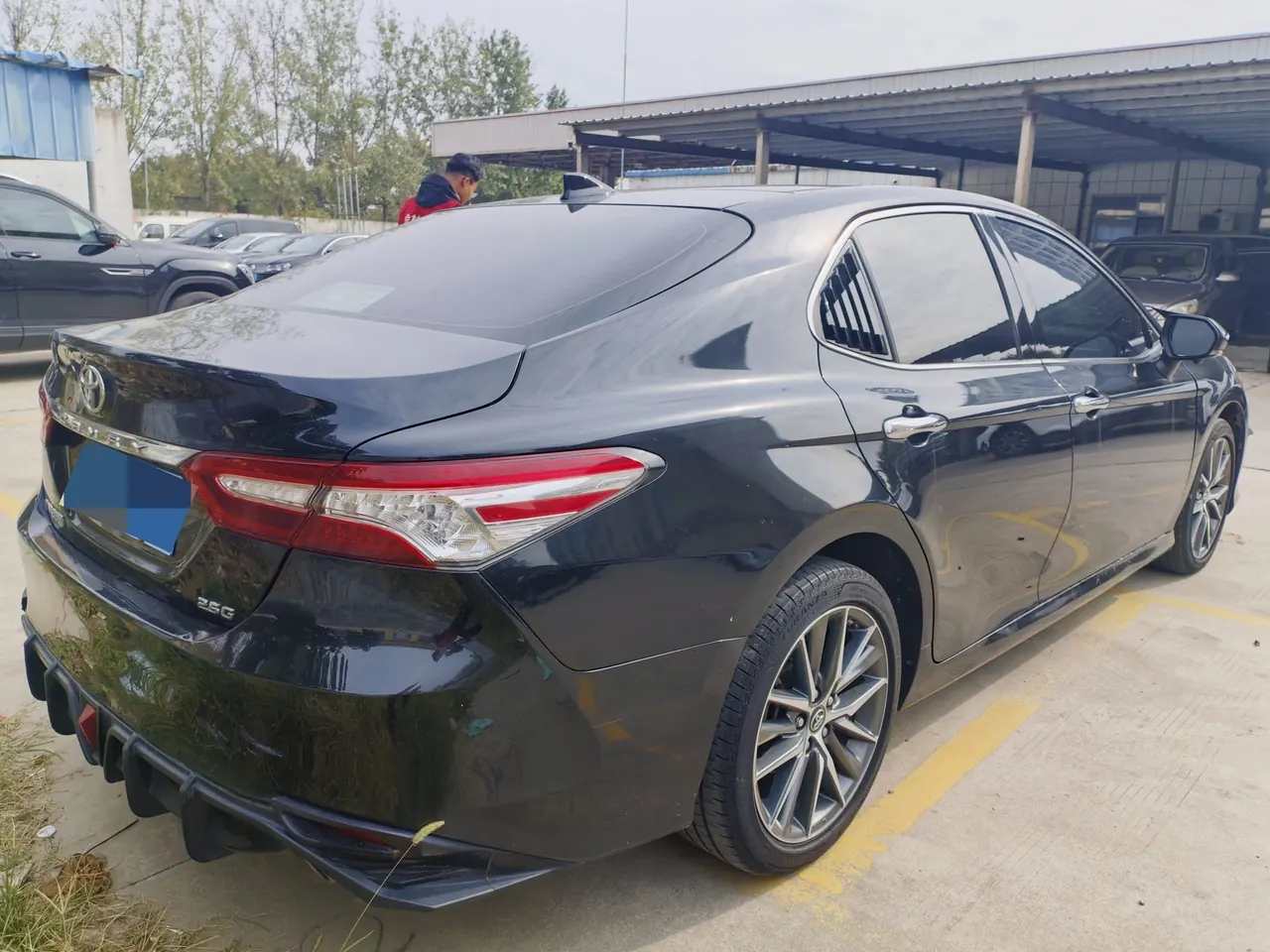 Toyota 2021 Camry 2.5G Deluxe Edition Automatic Gear 9