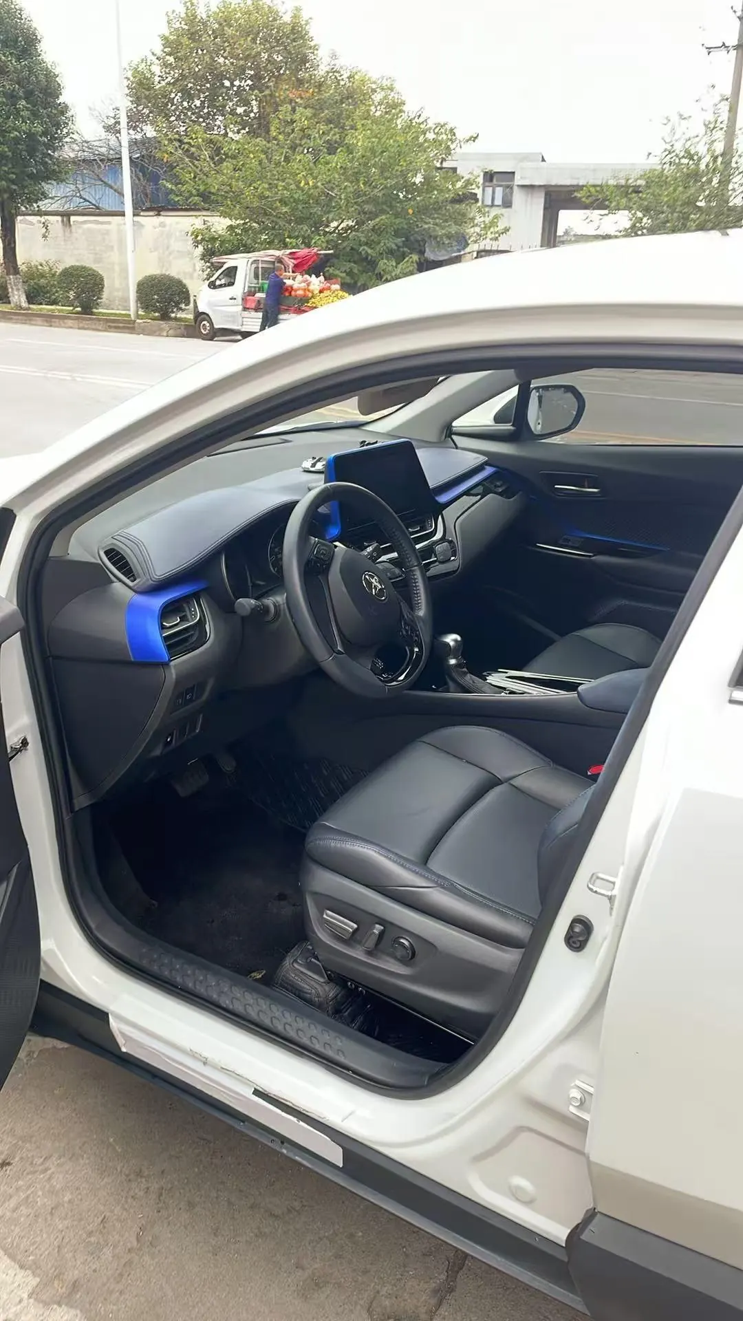 Toyota 2022 C- HR 2.0 Stepless Comfort Edition Automatic Gear 3