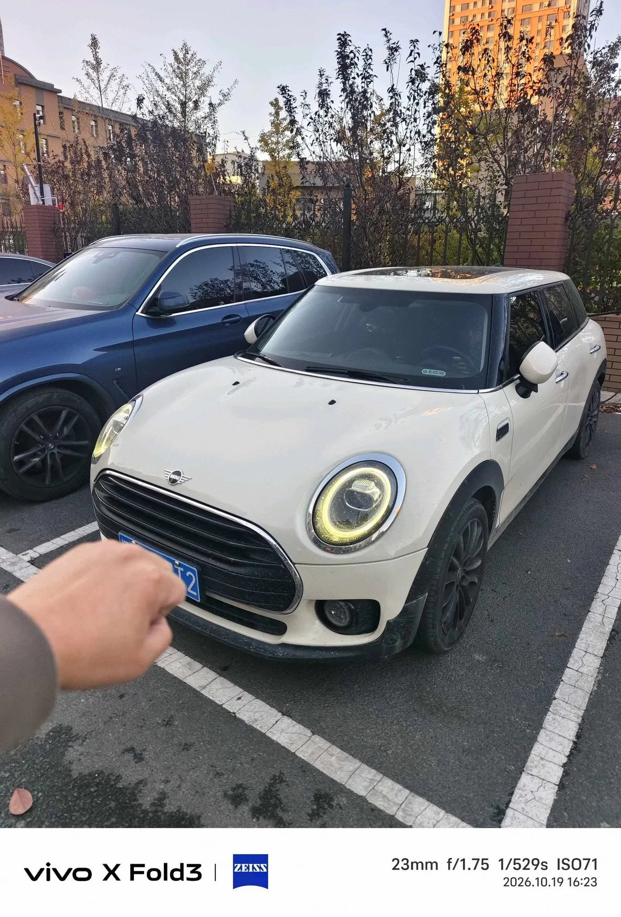 MINI Clubman (Imported) 2021 One Clubman 1.5T Automatic Gear - View 1