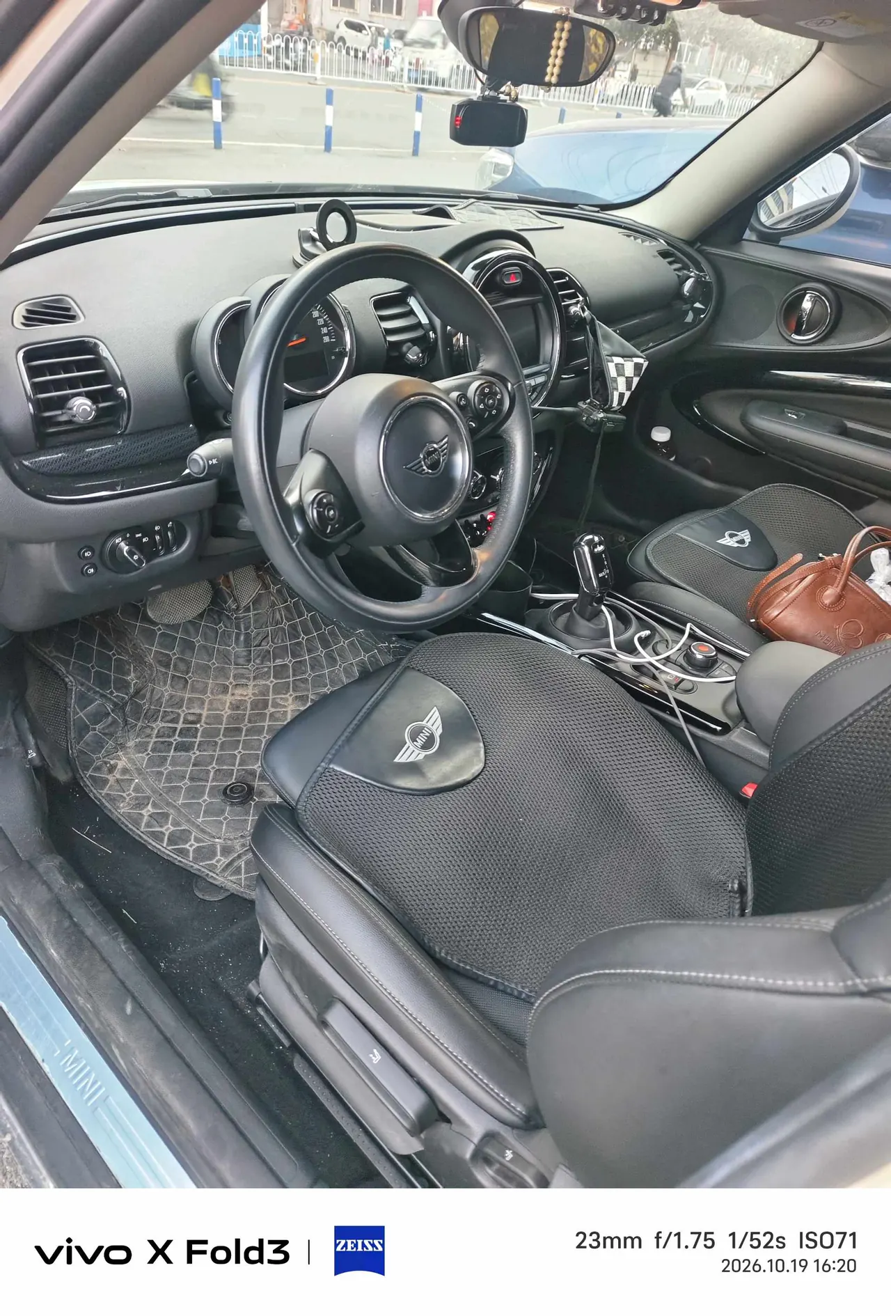 MINI Clubman (Imported) 2021 One Clubman 1.5T Automatic Gear 3