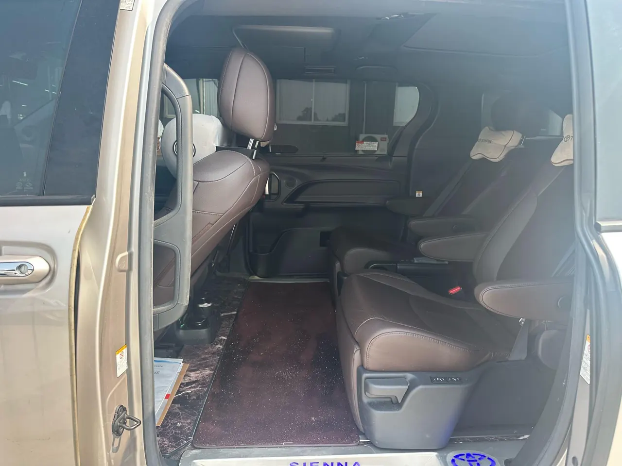Toyota 2021 Sana 2.5 Stepless Platinum Edition Automatic Transmission 3