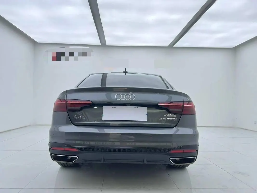 Audi 2022 A4L 2.0TFSI 40TFSI Deluxe Dynamic Automatic 8