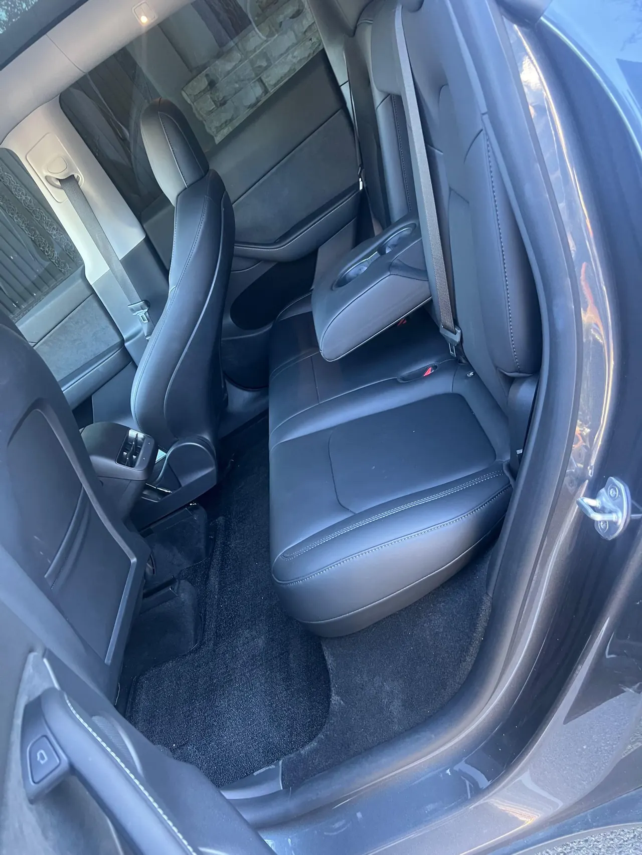 Tesla 2021 Model Y Standard Endurance Rear Drive Automatic Gear 4