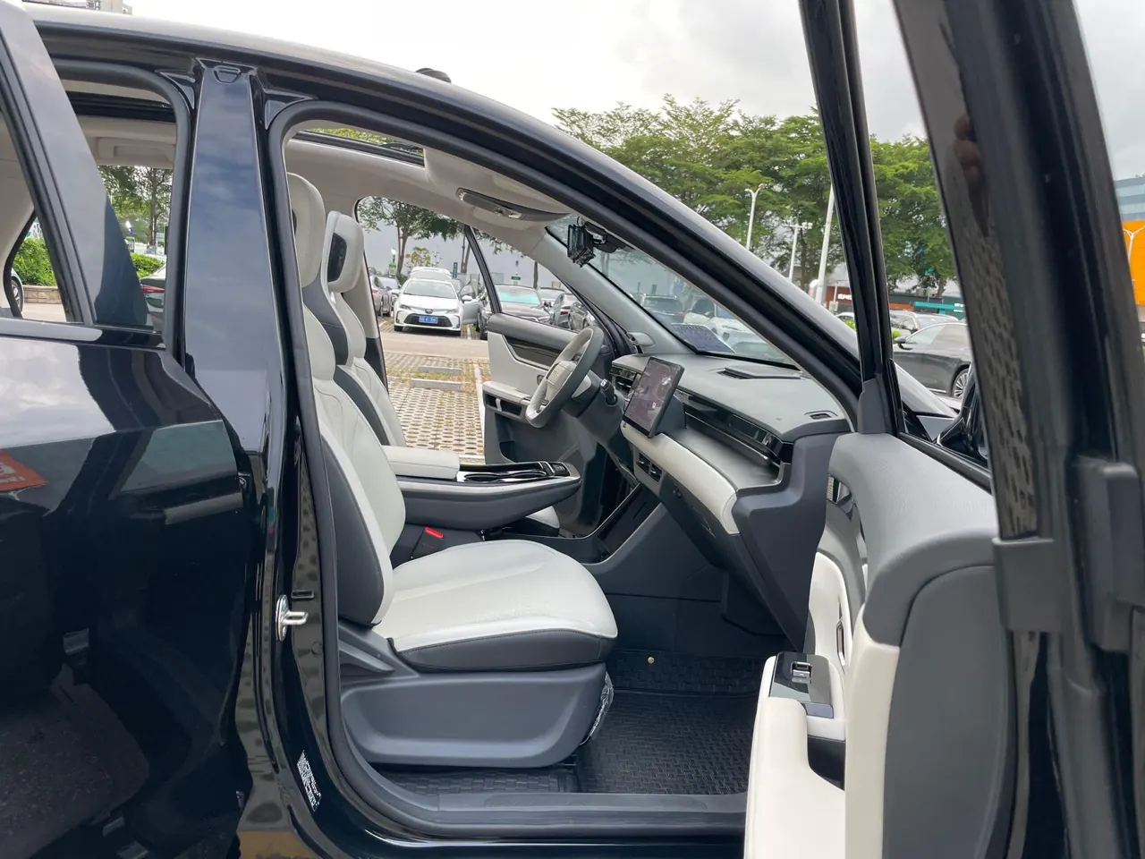 Jetour 2022 Great Sage 1.6T King PLUS Automatic Gear 12