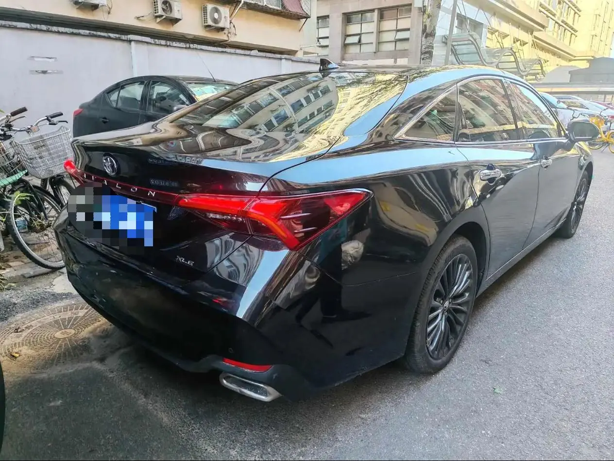 Toyota 2022 Asian Dragon 2.0 Stepless XLE Premium Edition Automatic Gear 9