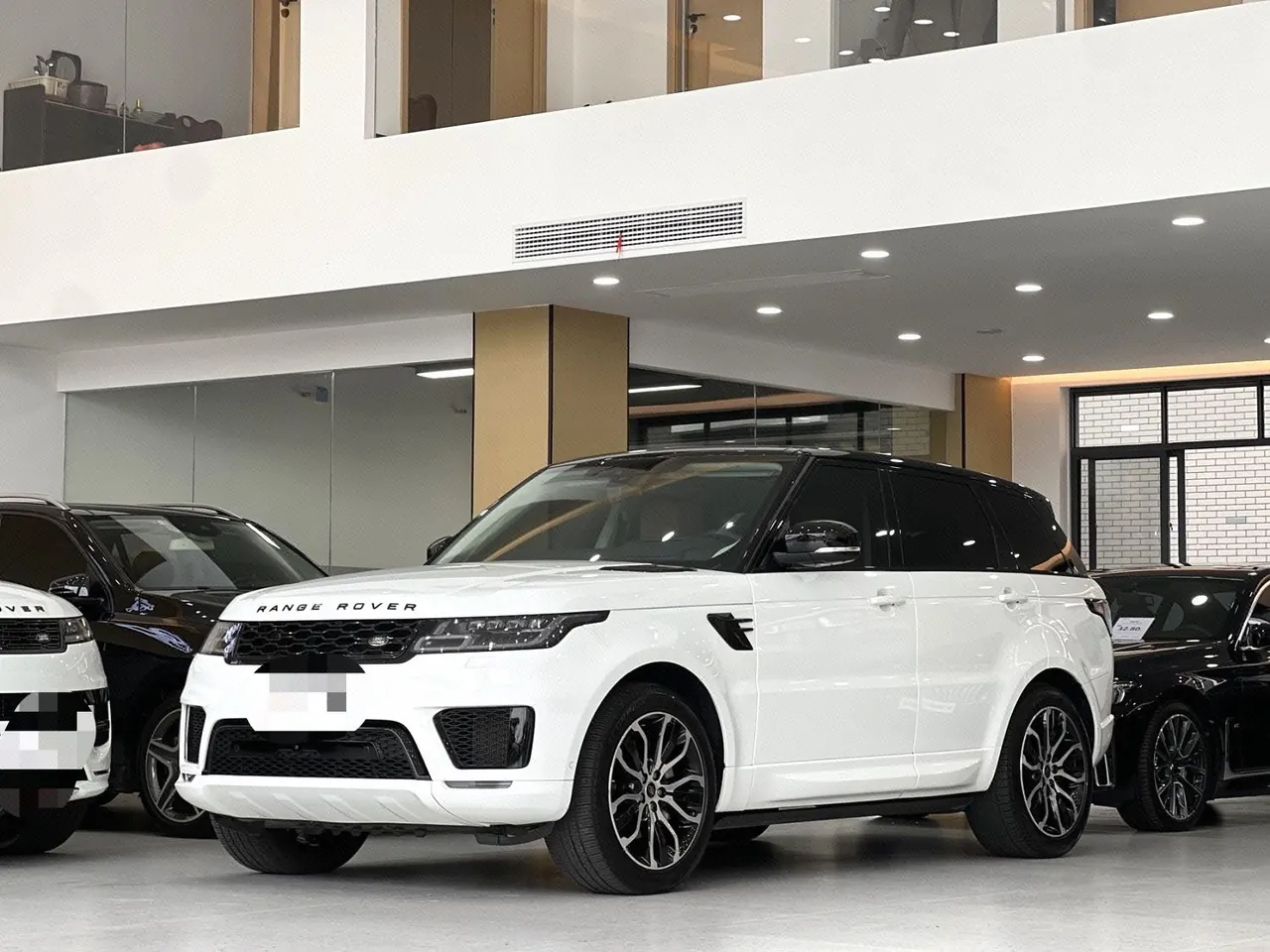 Land Rover Range Rover Sport Edition (Imported) 2021 Range Rover Sport Edition 48V 3.0T L6 Yao Black Edition Automatic Gear - View 1