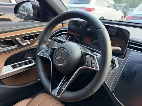 Mercedes Benz E Class 2025 E 300 L 48V 2.0T Fashion (Modified) Automatic Gear 9