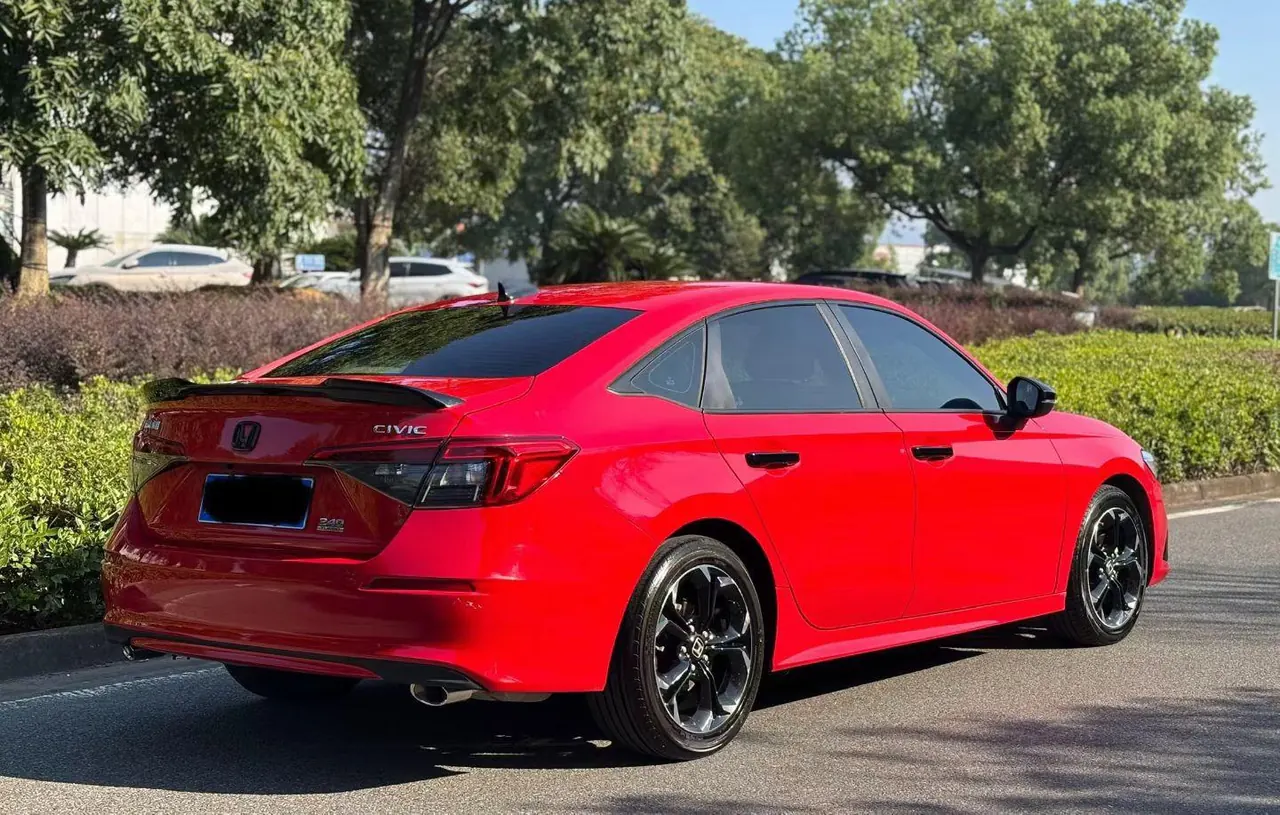 Honda 2022 Civic 1.5T Stepless 240TURBO Combustion Edition Automatic Gear 3