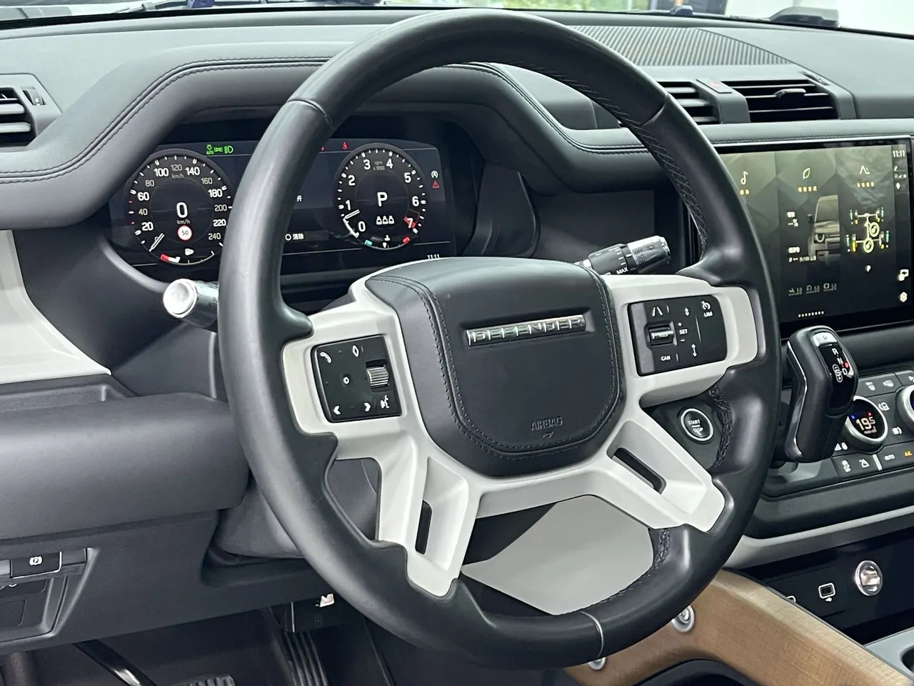 Land Rover Guard (Imported) 2022 Guard 110 48V 3.0T P400 X-DYNAMIC HSE Automatic Gear 5