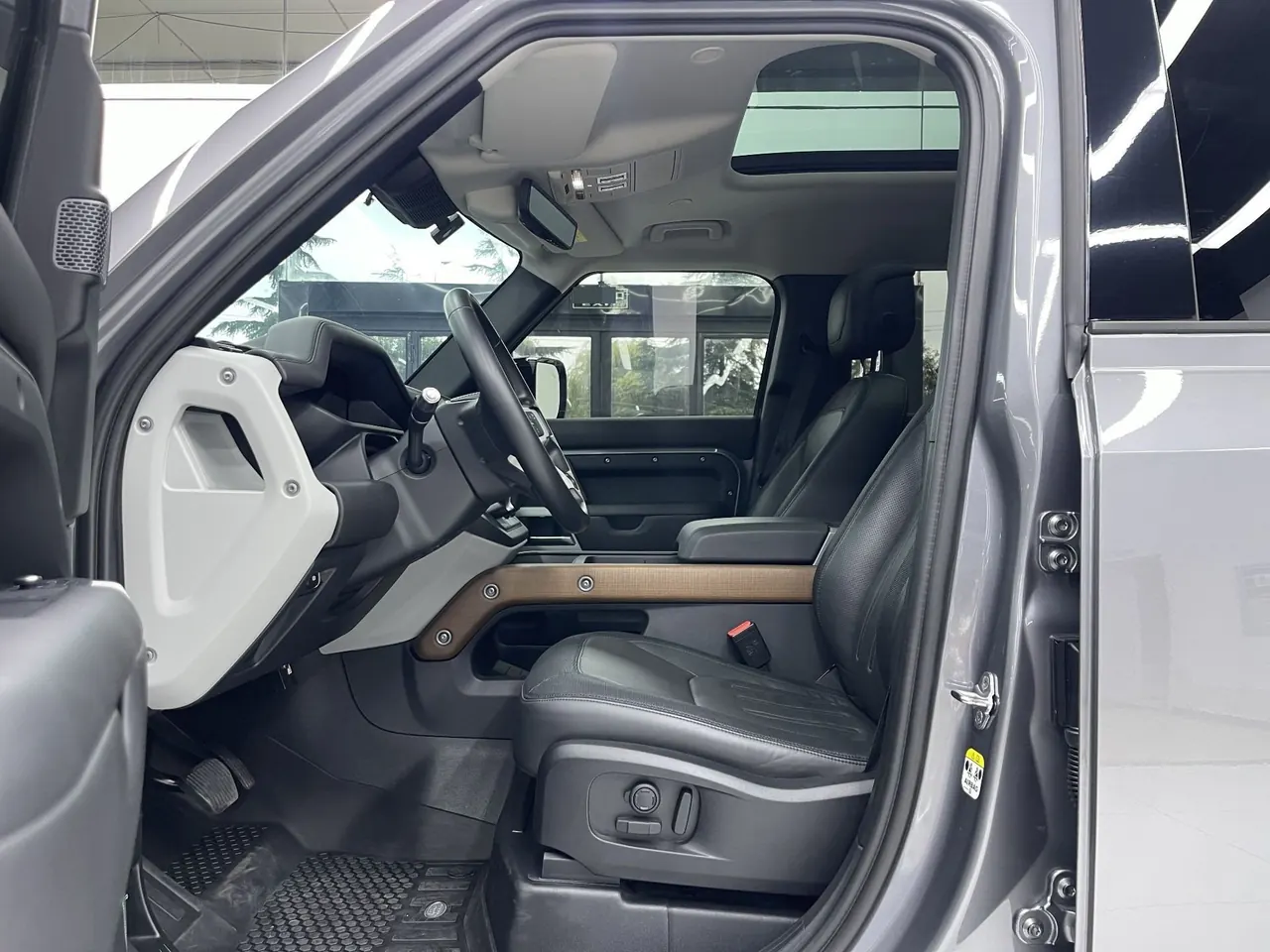 Land Rover Guard (Imported) 2022 Guard 110 48V 3.0T P400 X-DYNAMIC HSE Automatic Gear 6