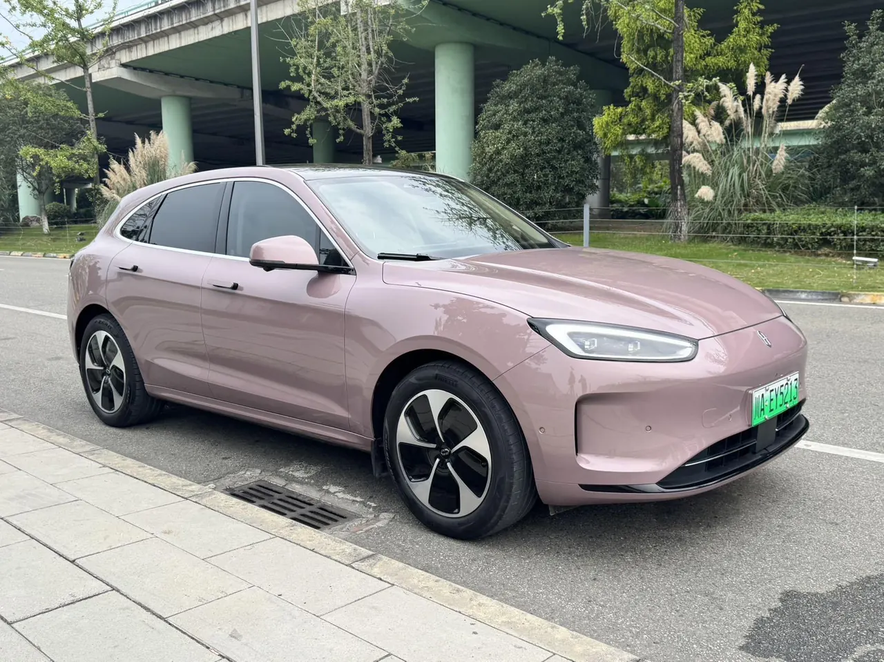 AITO 2022 AITO M5 EV rear drive standard version automatic gear 3