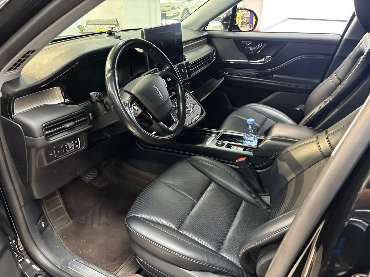 Lincoln 2022 adventurer 2.0T two-wheel drive exclusive edition (facelift) automatic gear 3