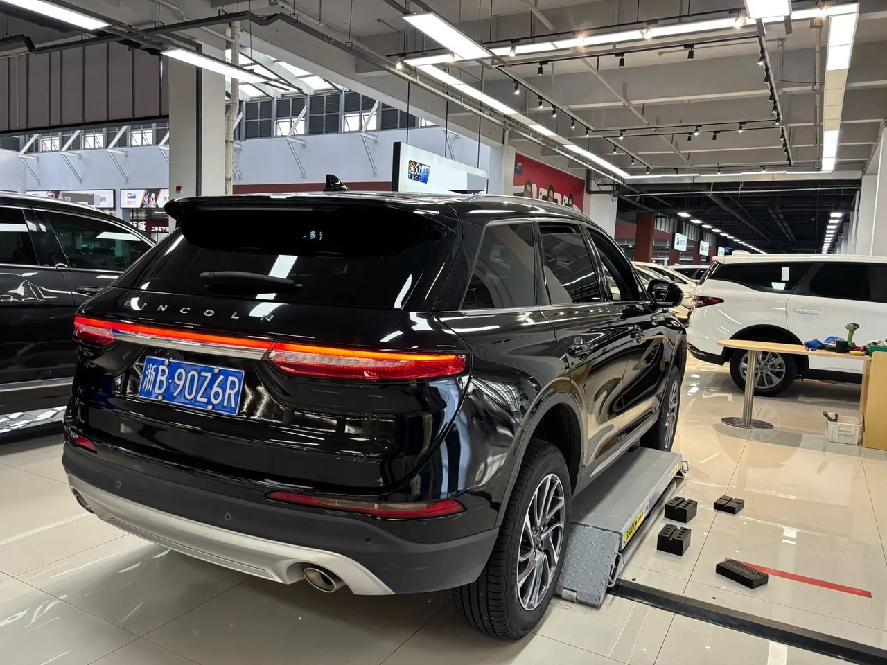 Lincoln 2022 adventurer 2.0T two-wheel drive exclusive edition (facelift) automatic gear 7