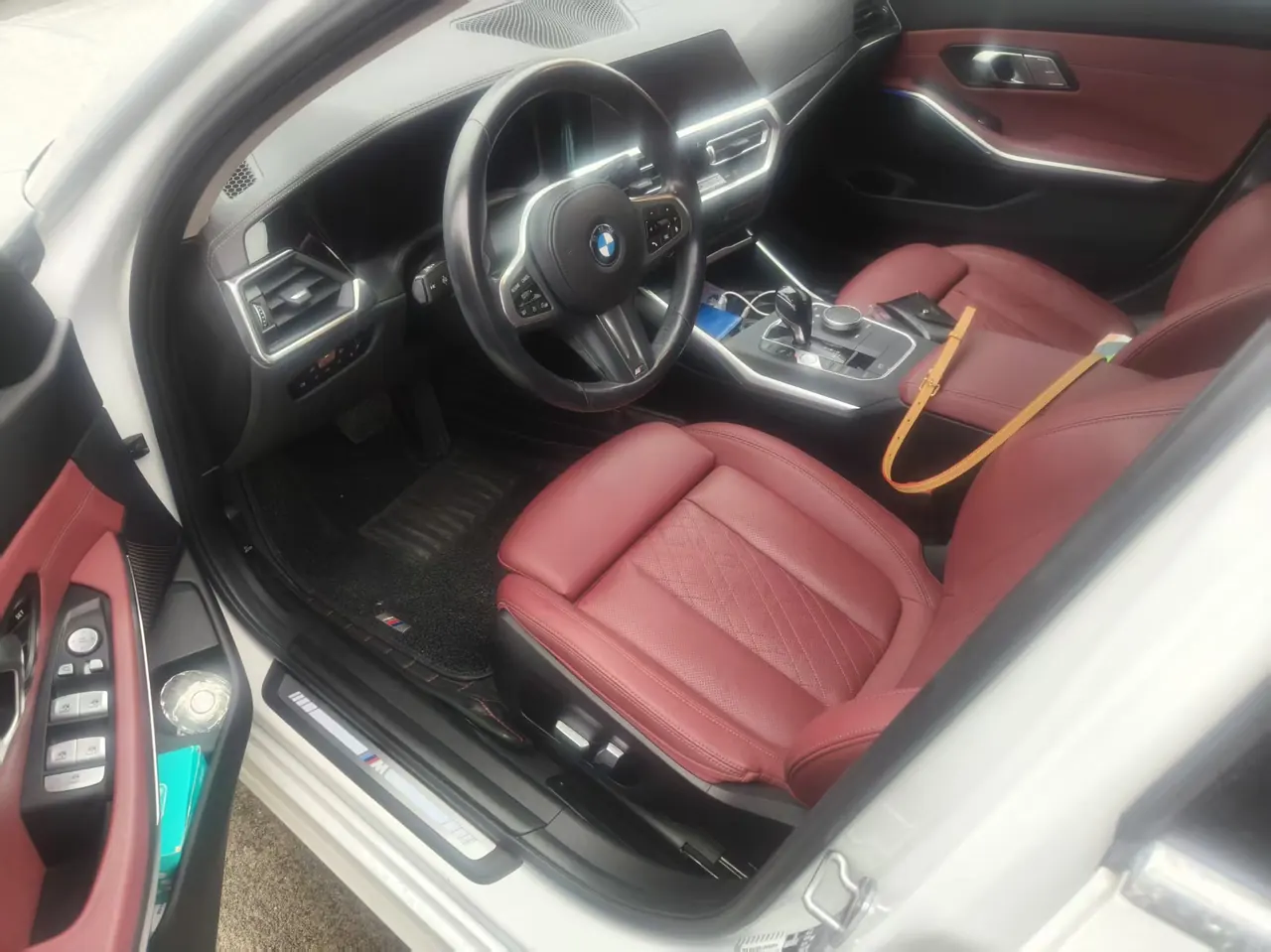 BMW 3 Series 2022 325i 2.0T M Sports Suit Automatic Gear 2