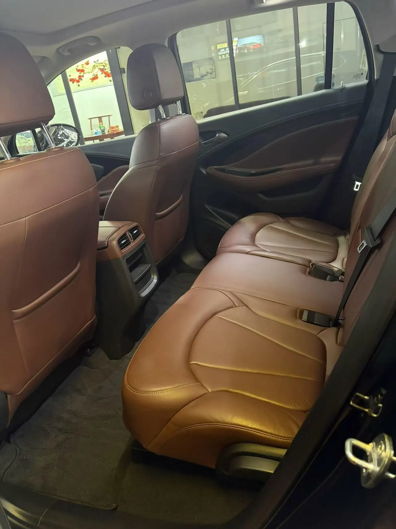 Buick 2022 Angkewei S 2.0T 652T Two-Drive Elite Automatic Gear 5