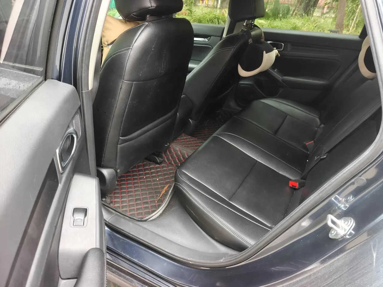 Honda 2022 Civic 1.5T Stepless 240TURBO Dynamic Automatic Gear 4