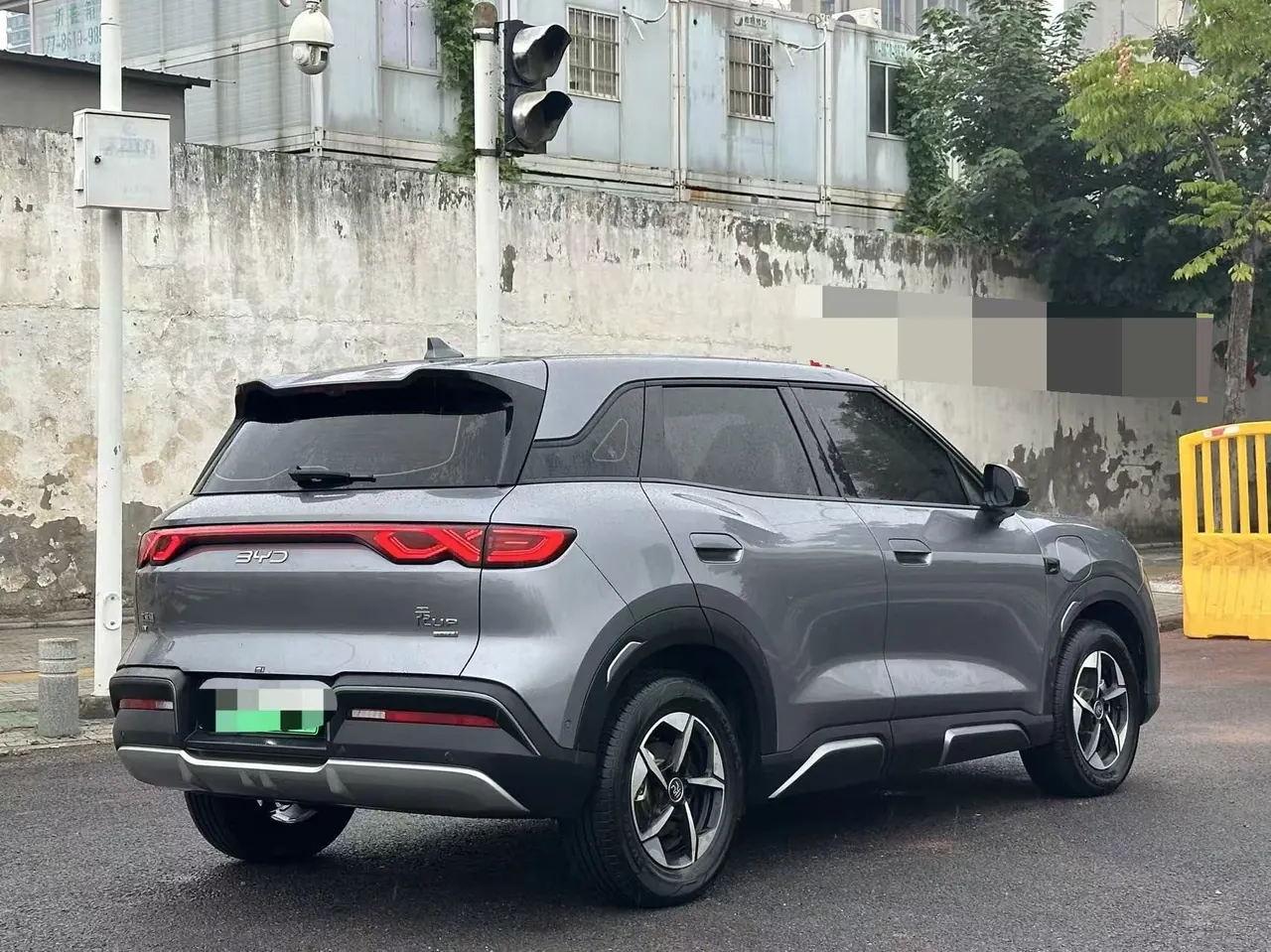 BYD 2025 Yuan UP Smart Driving 401KM Leading Automatic Gear 9