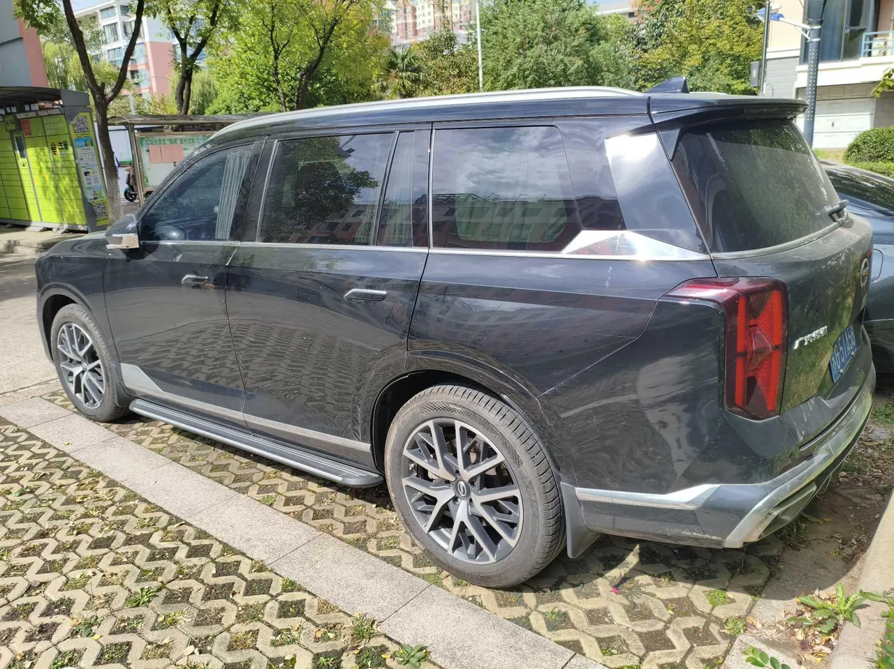Chuanqi 2022 GS8 Hybrid 2.0TM Stepless Two-Drive Premium Edition Seven-seat Automatic Gear 7