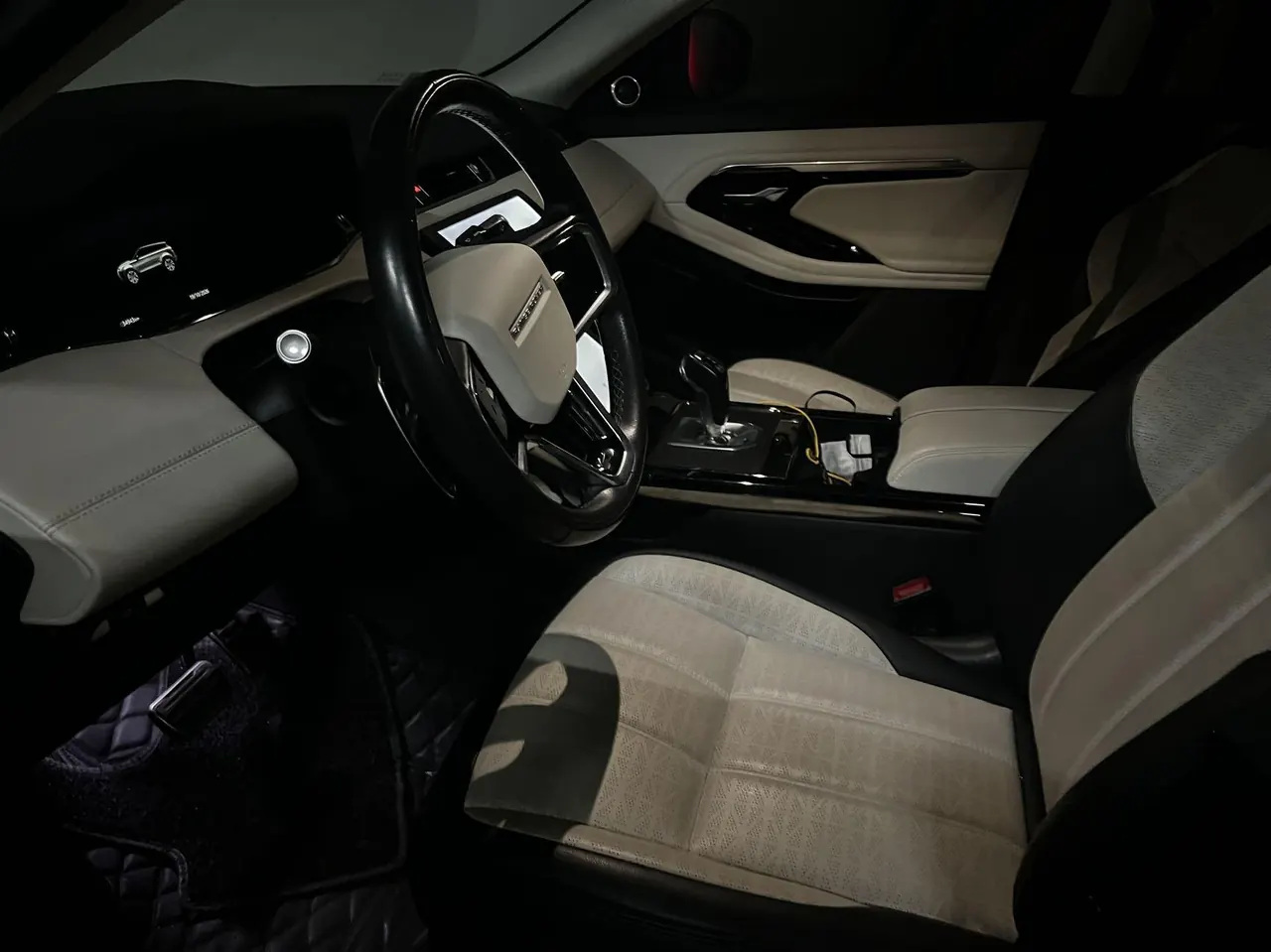 Land Rover 2022 Range Rover Aurora L 48V 2.0T 249PS R-Dynamic HSE Luxury Edition Automatic Gear 2