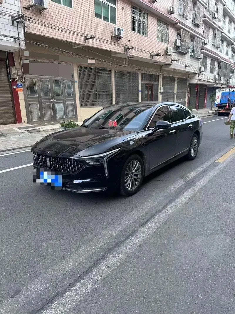 Bestune 2025 B70 1.5T Long Yao Edition Enjoy Customized Automatic Gear - View 1