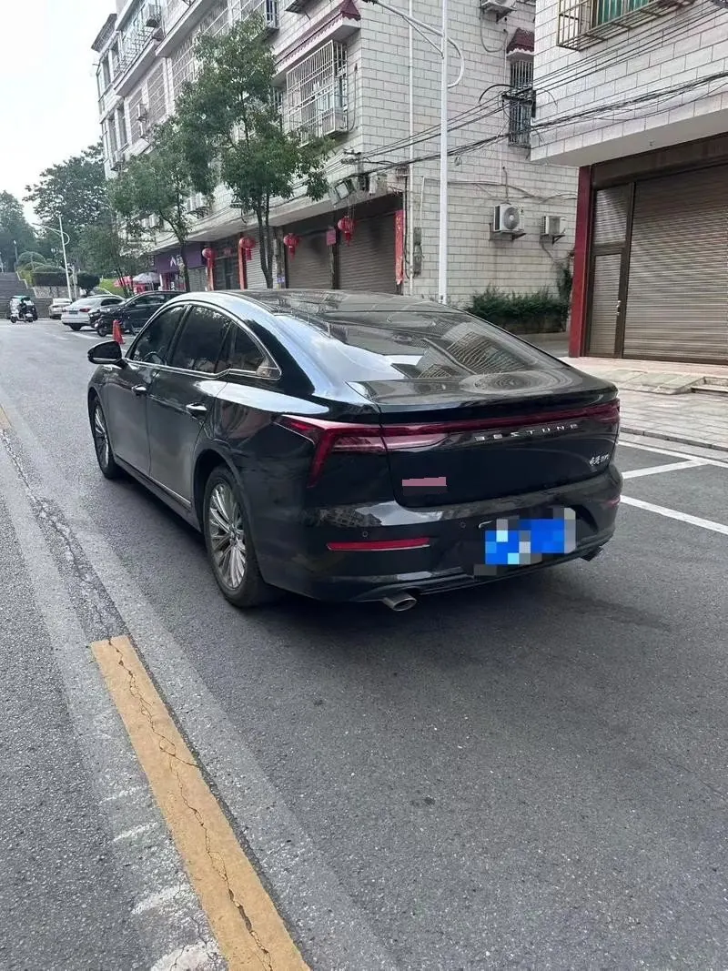 Bestune 2025 B70 1.5T Long Yao Edition Enjoy Customized Automatic Gear 4