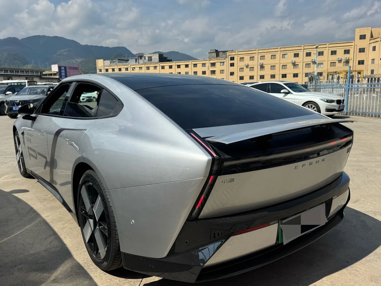 Xpeng 2025 P 7 750km High Performance Edition Automatic Gear 7
