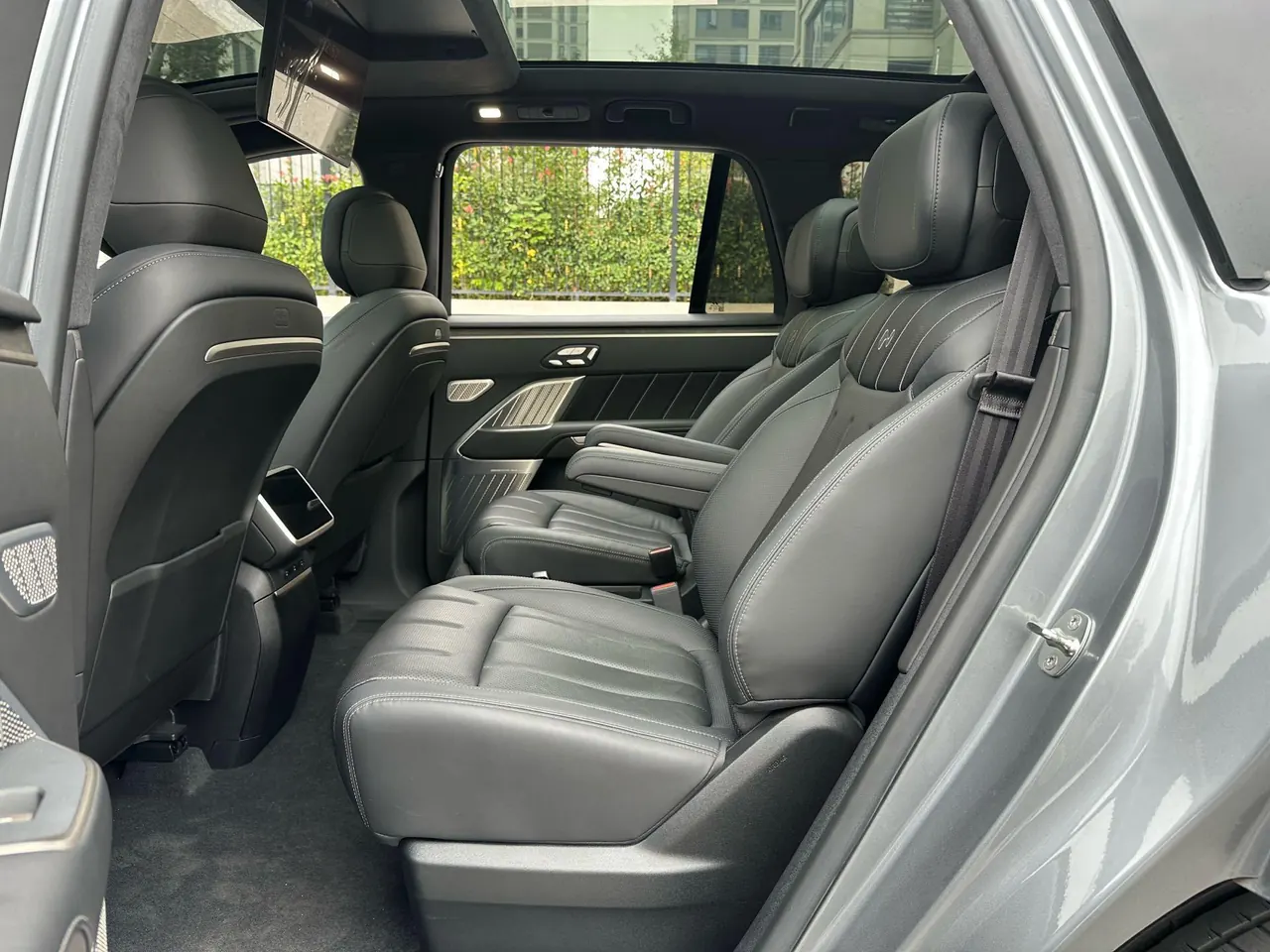 ONVO 2025 L90 Ultra Six‑Seater Automatic 8