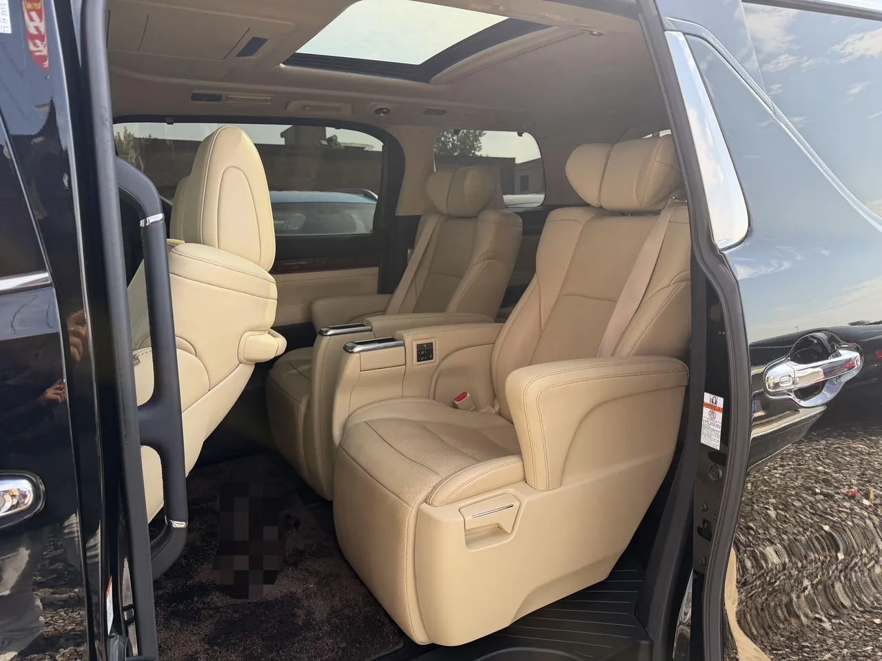 Toyota Erffa (Imported) 2021 Erffa 2.5 Stepless Deluxe Edition Automatic Gear 3