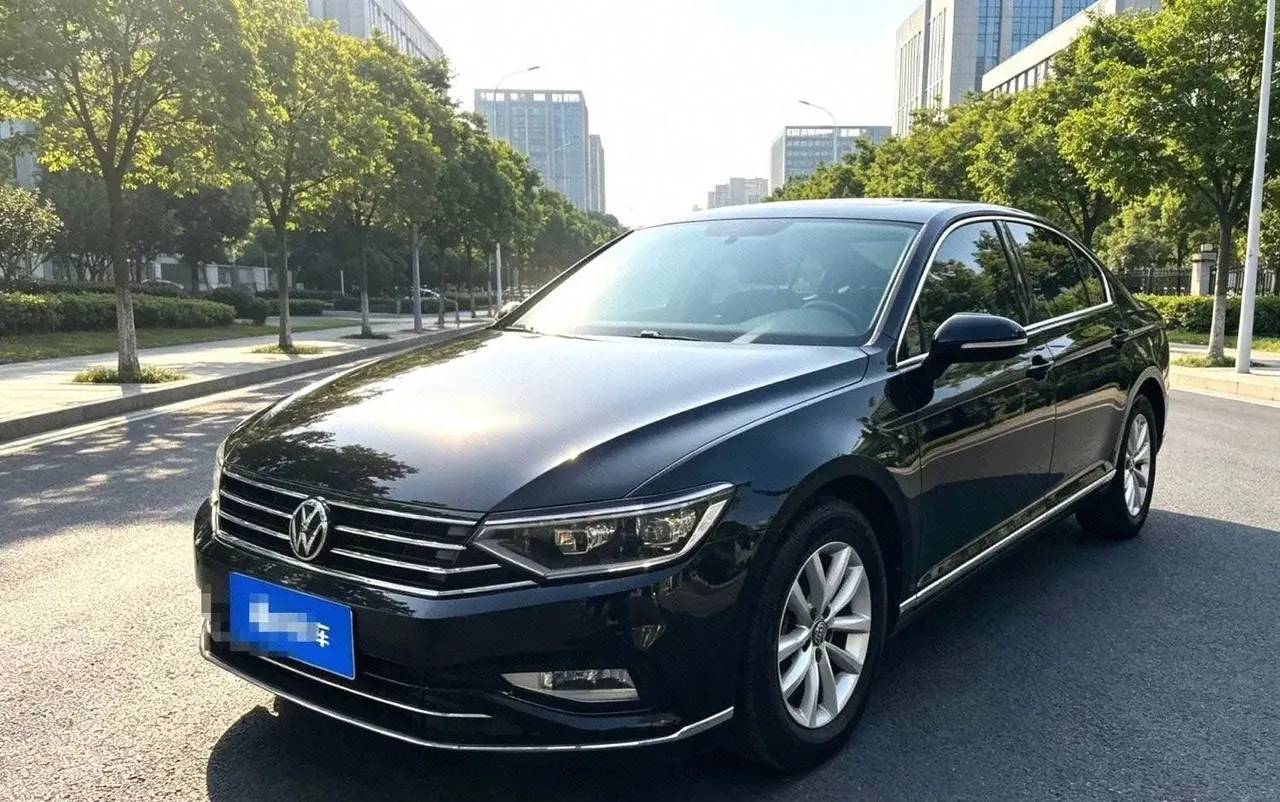 Volkswagen 2020 Magotan 1.4TSI 280TSI Comfortable Automatic - View 1