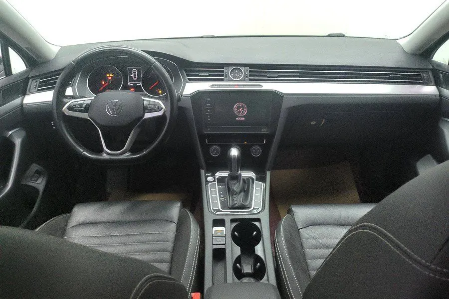 Volkswagen 2020 Magotan 1.4TSI 280TSI Comfortable Automatic 3