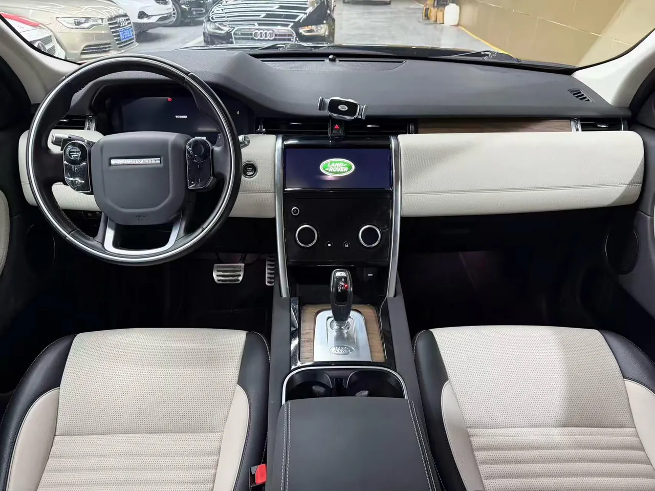 Land Rover 2020 Discovery Sports Edition 48V 2.0T 249PS R-Dynamic SE Performance Technology Edition 7-seat Automatic Gear 9