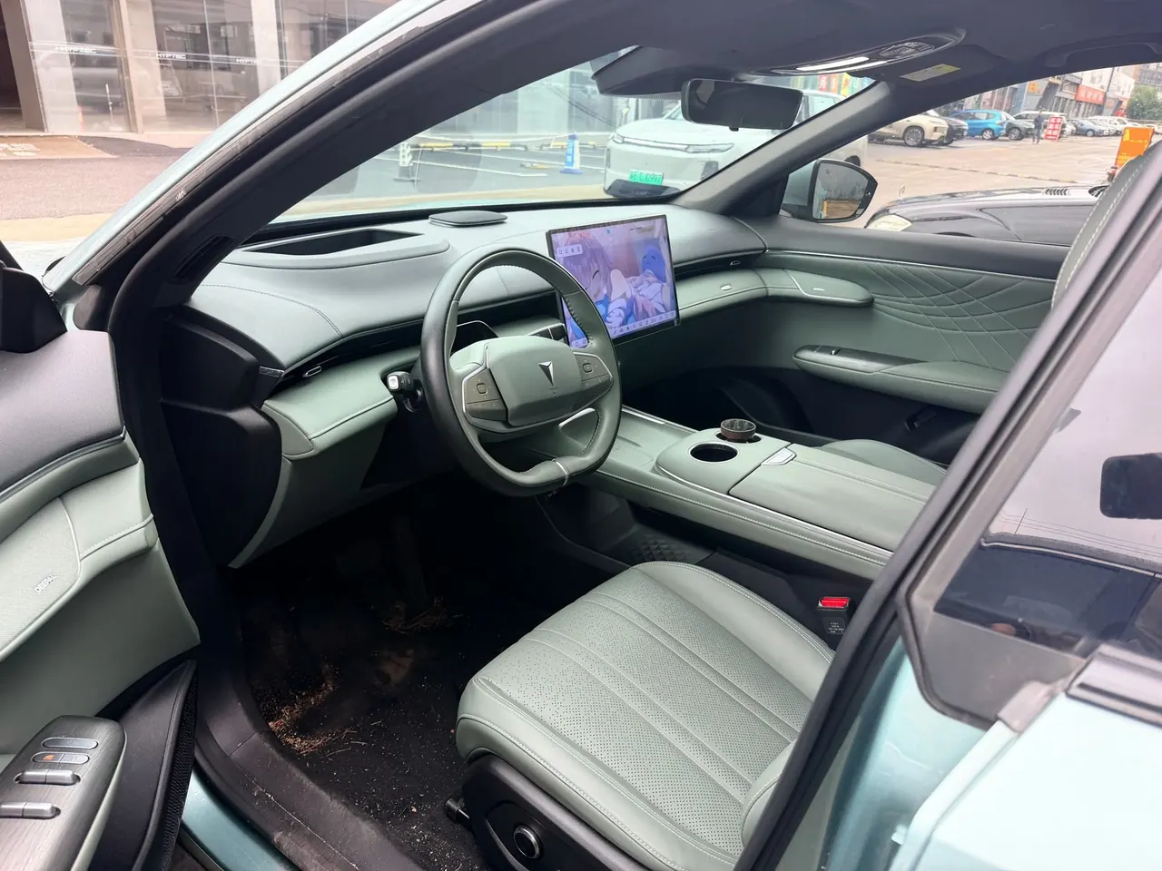 ChangAn Deepal 2024 S 07 215Max extended range automatic gear 2