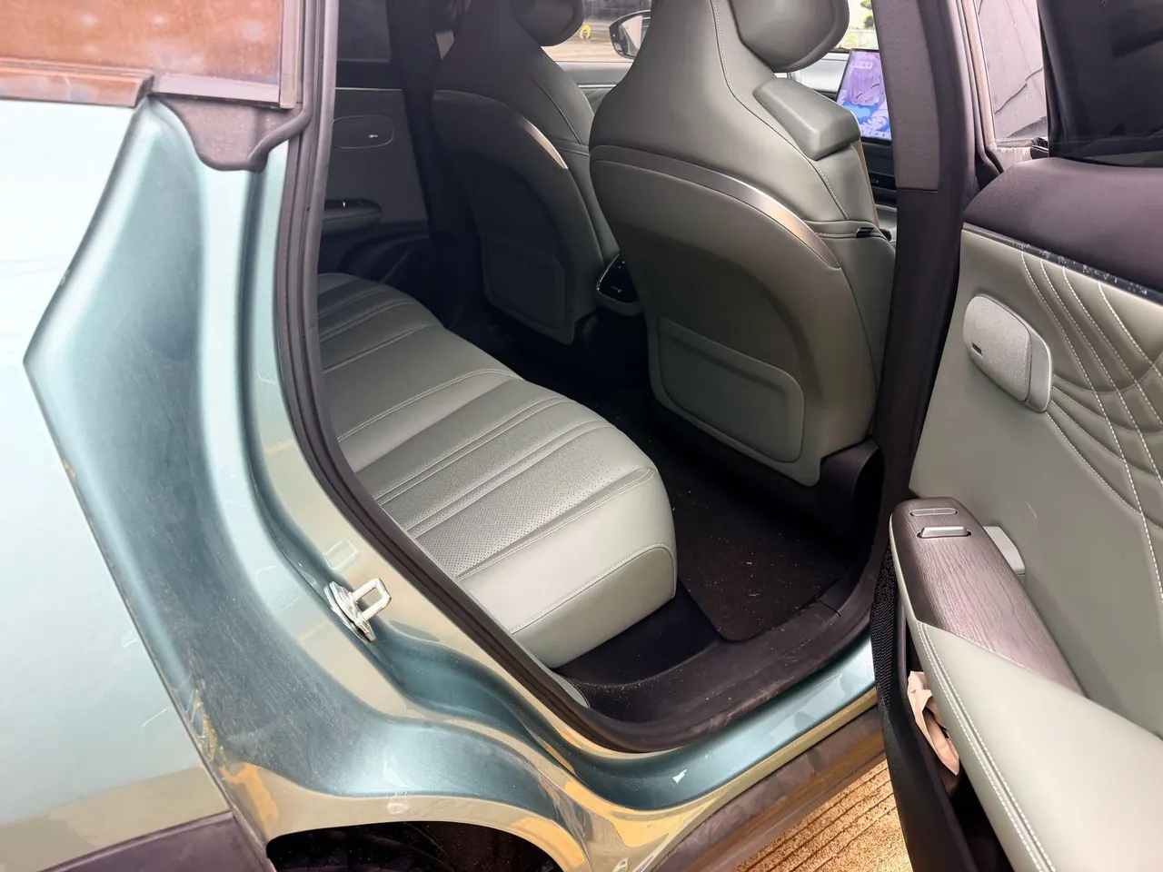 ChangAn Deepal 2024 S 07 215Max extended range automatic gear 4