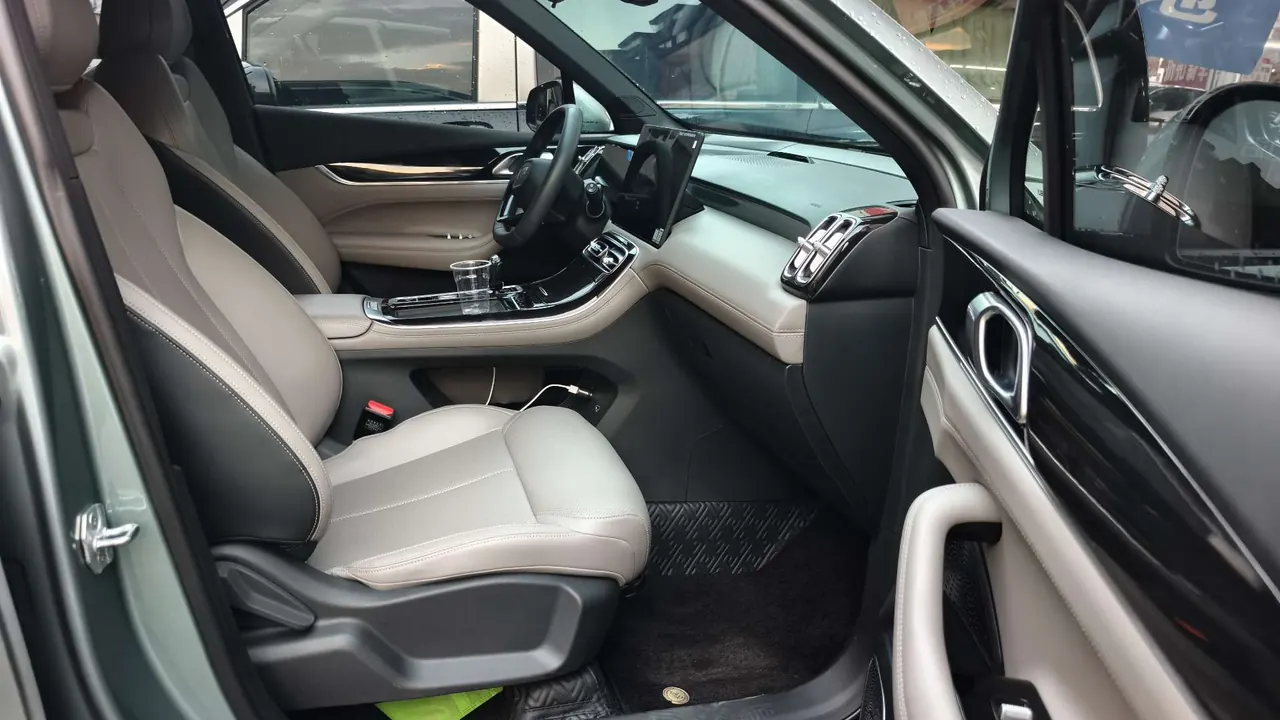 Geely 2025 Boyue L 1.5TD Start Automatic Gear 5