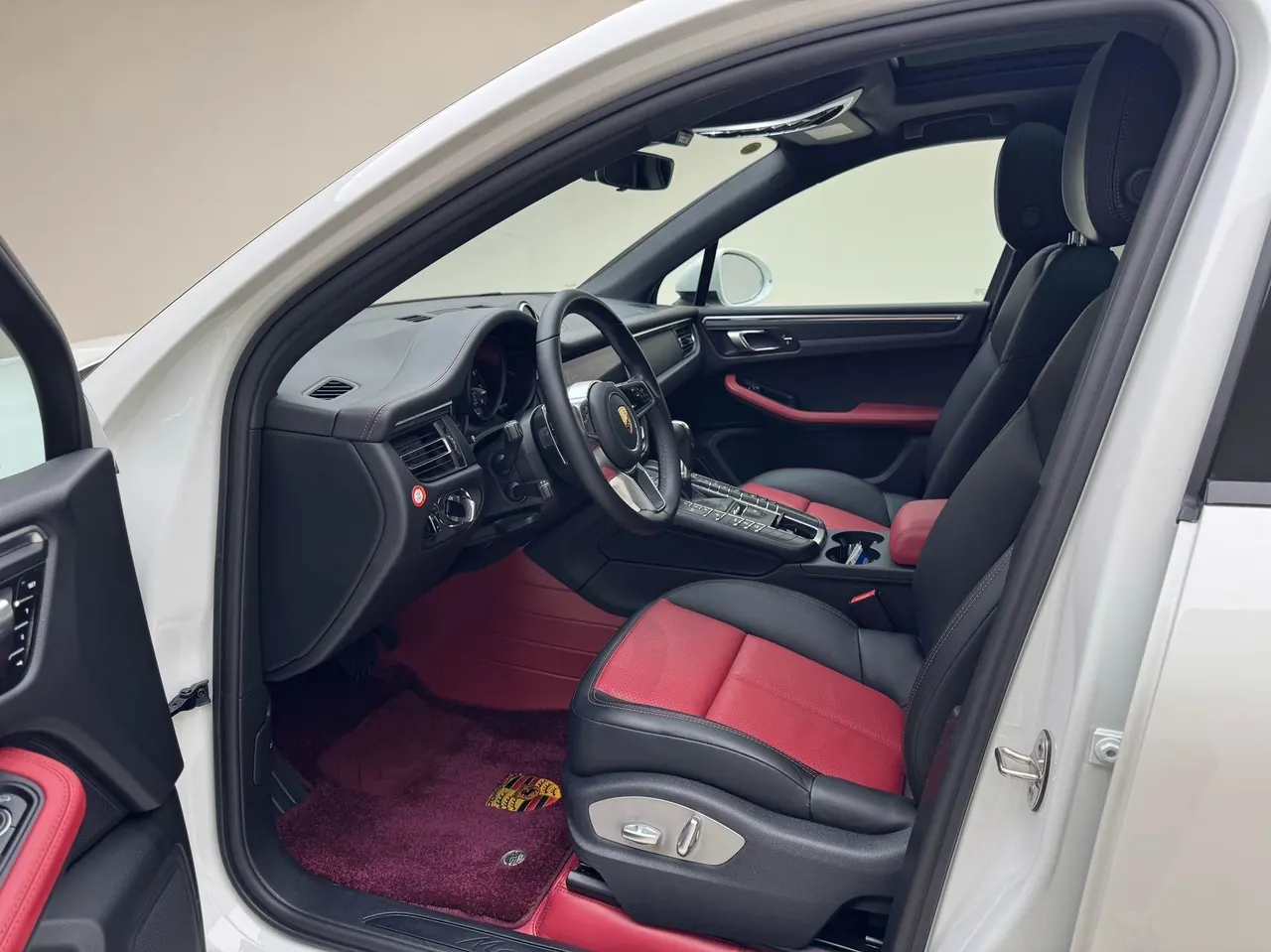 Porsche Macan (Imported) 2021 Macan 2.0T Automatic Gear 5