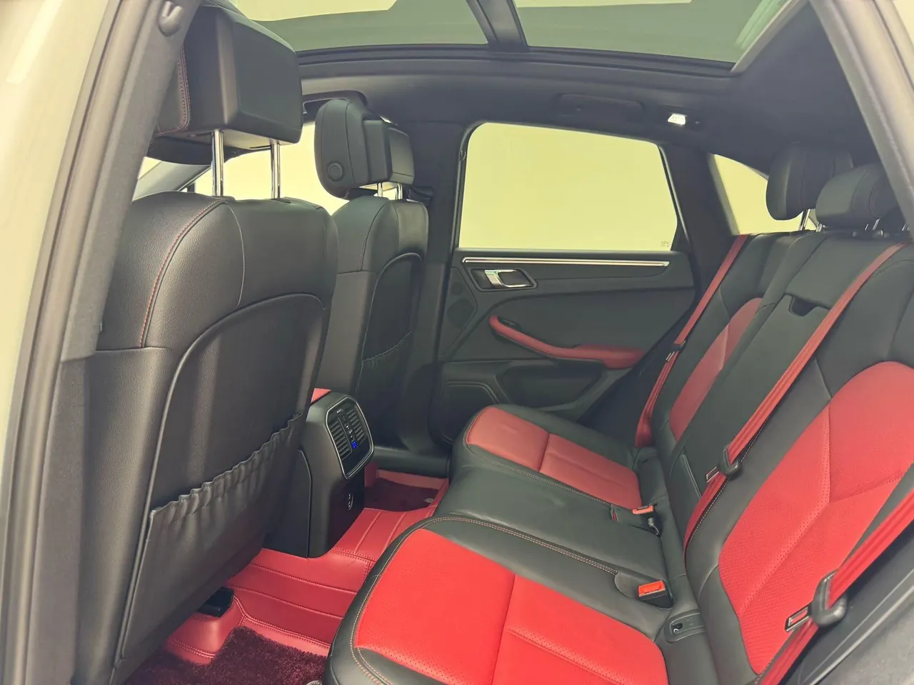 Porsche Macan (Imported) 2021 Macan 2.0T Automatic Gear 8