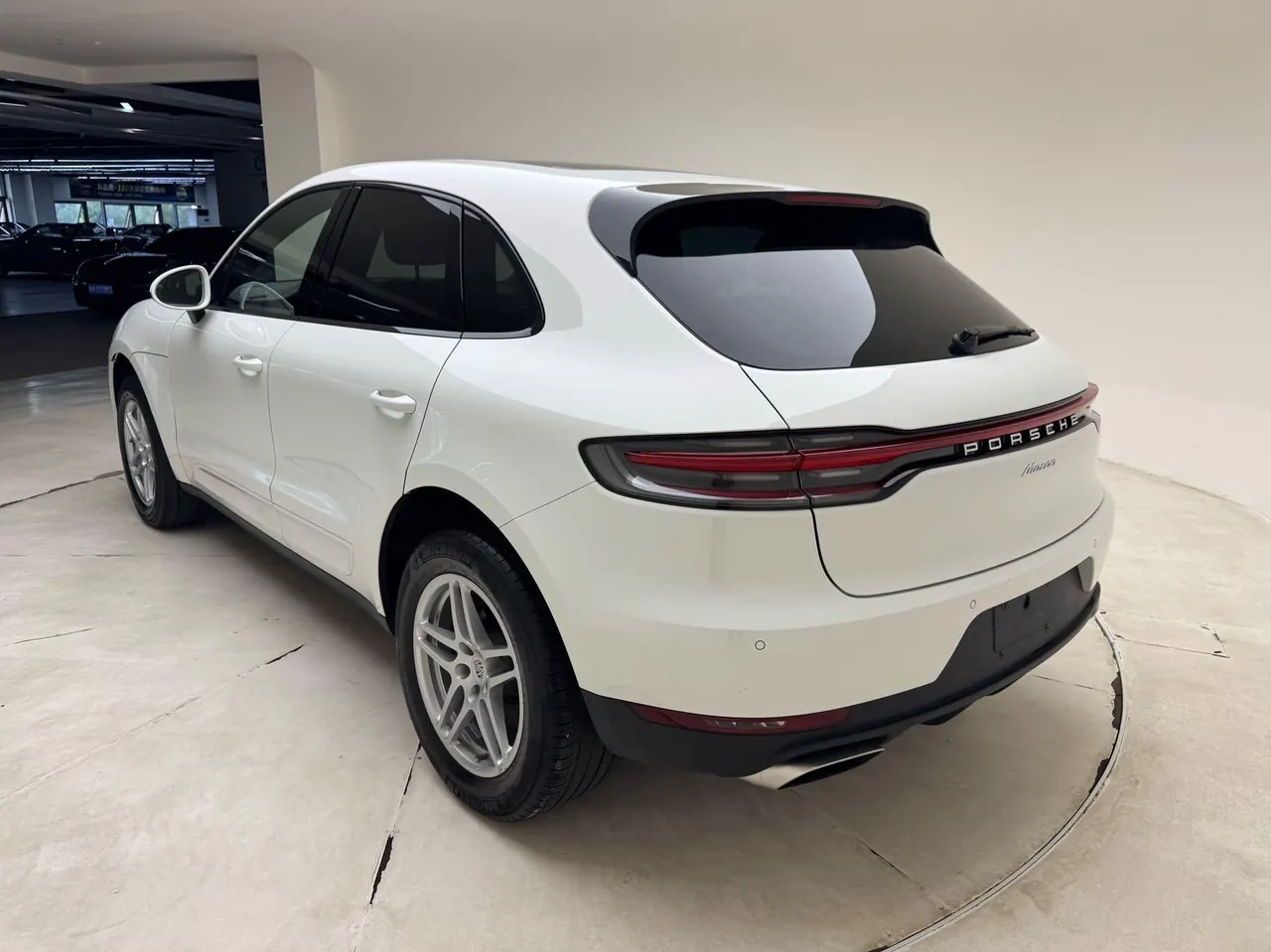 Porsche Macan (Imported) 2021 Macan 2.0T Automatic Gear 9