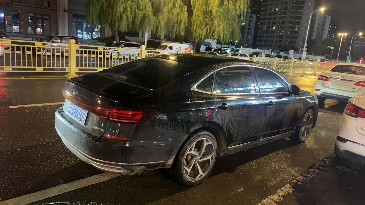 Volkswagen 2024 Passat 2.0TSI 380TSI Star Elite Edition Automatic 5