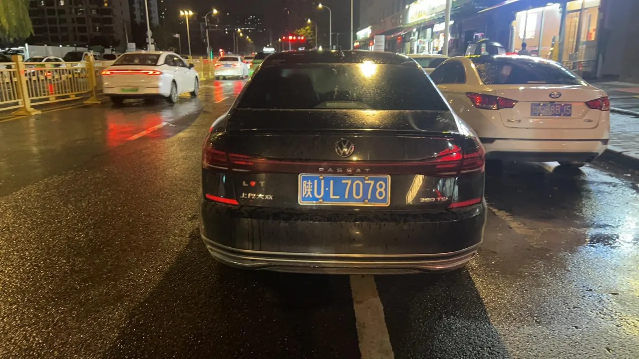 Volkswagen 2024 Passat 2.0TSI 380TSI Star Elite Edition Automatic 6