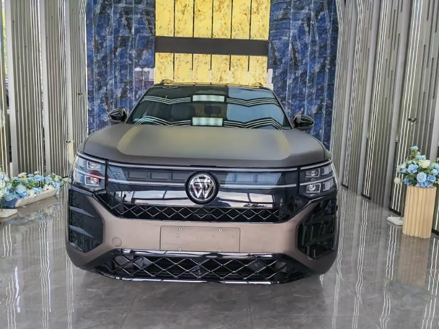 Volkswagen 2025 Teramont Pro 2.0TSI 450TSI Four-Wheel-Drive Summit Edition Automatic 2