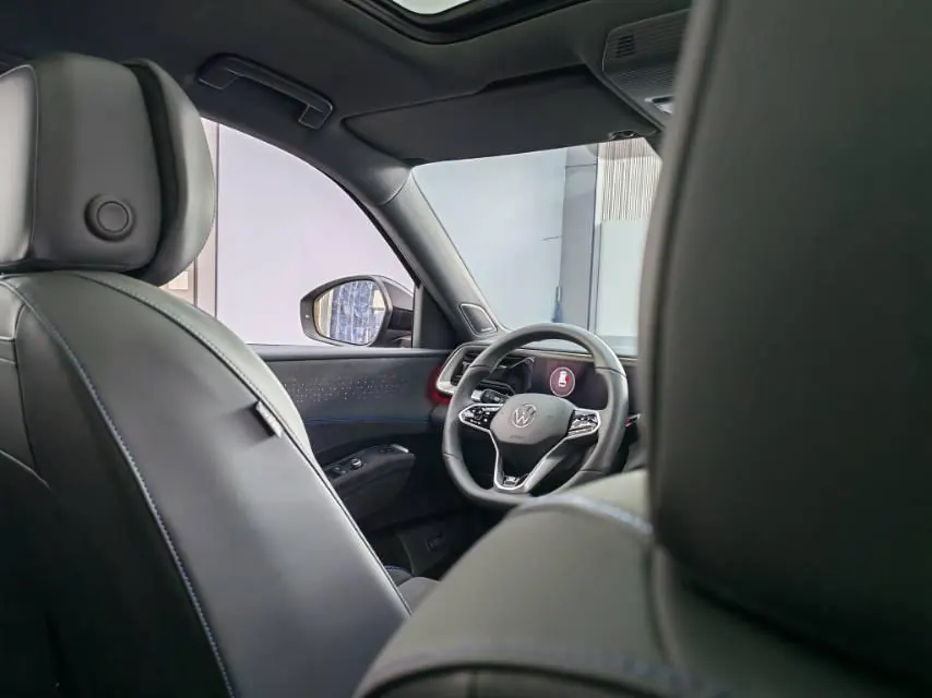 Volkswagen 2025 Teramont Pro 2.0TSI 450TSI Four-Wheel-Drive Summit Edition Automatic 20