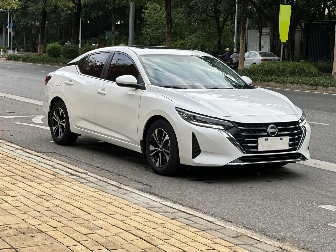Nissan 2023 Sylphy 1.6 Stepless Pleasant Edition Automatic Gear 3