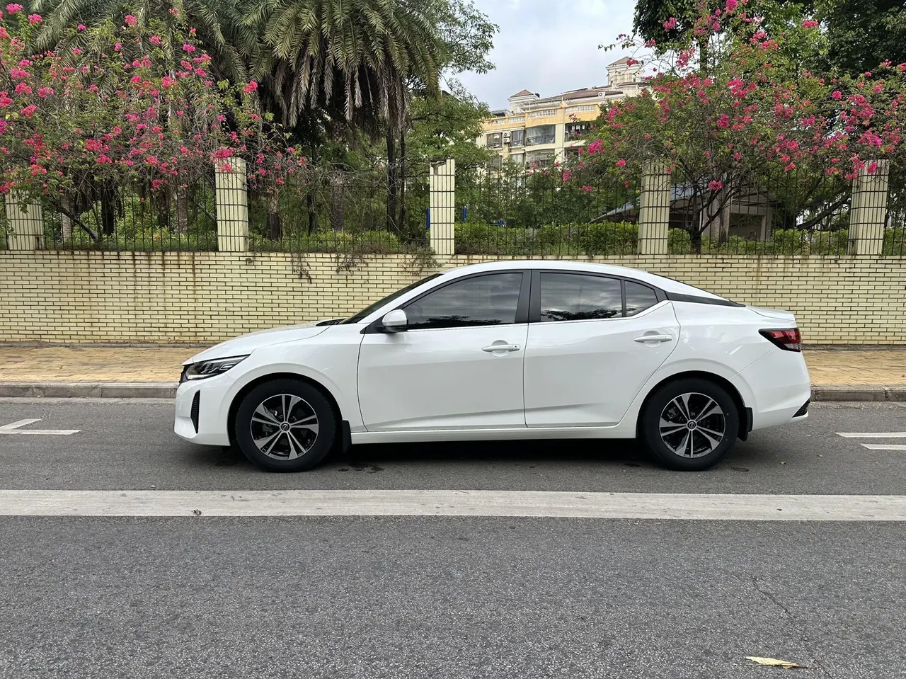 Nissan 2023 Sylphy 1.6 Stepless Pleasant Edition Automatic Gear 4