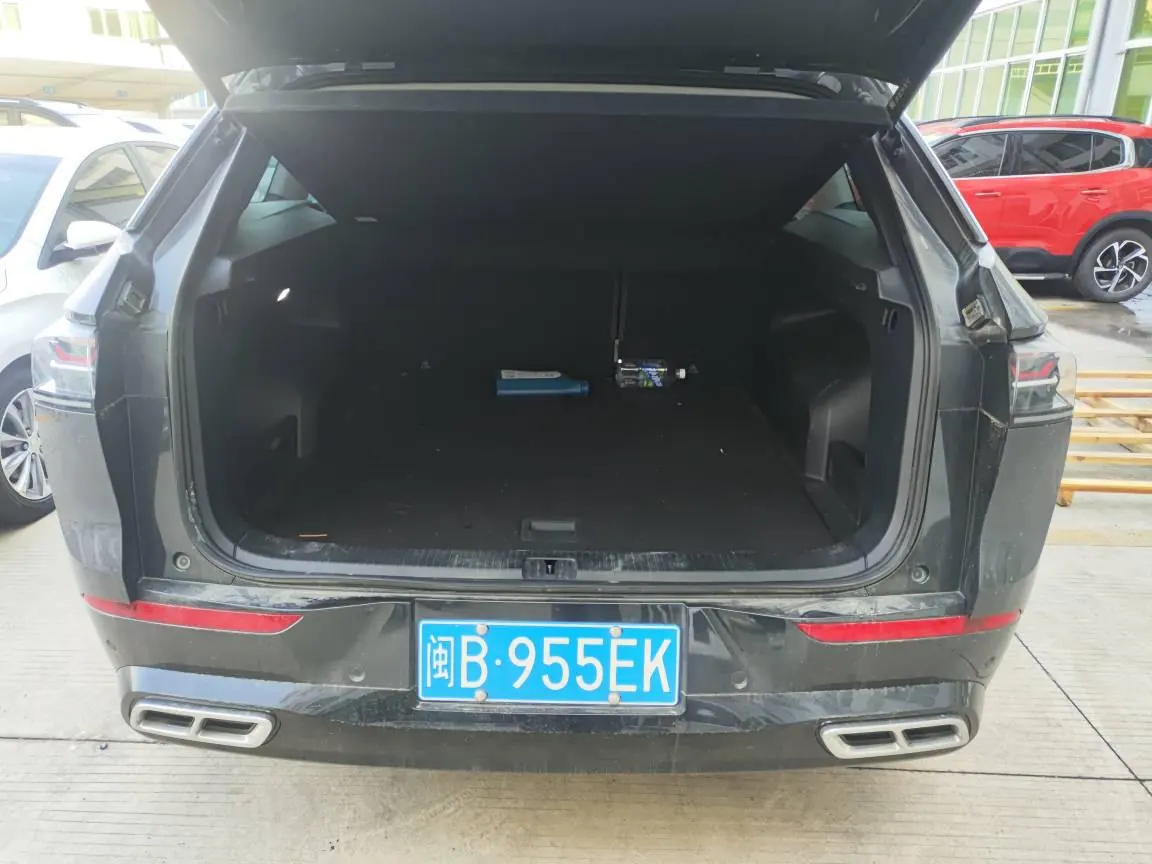 Volkswagen 2024 model tour R-Line 2.0TSI 380TSI four-wheel drive parade version automatic gear 5