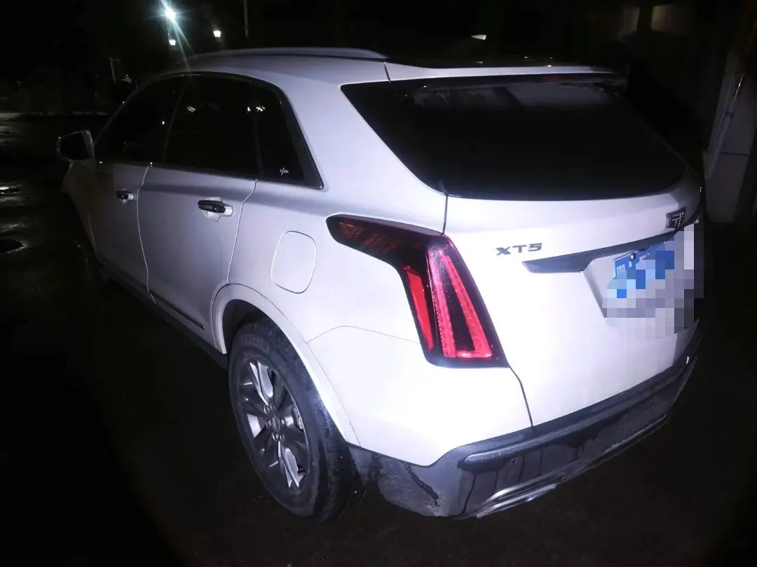 Cadillac 2020 XT5 2.0T 28T Luxury Automatic Gear 2